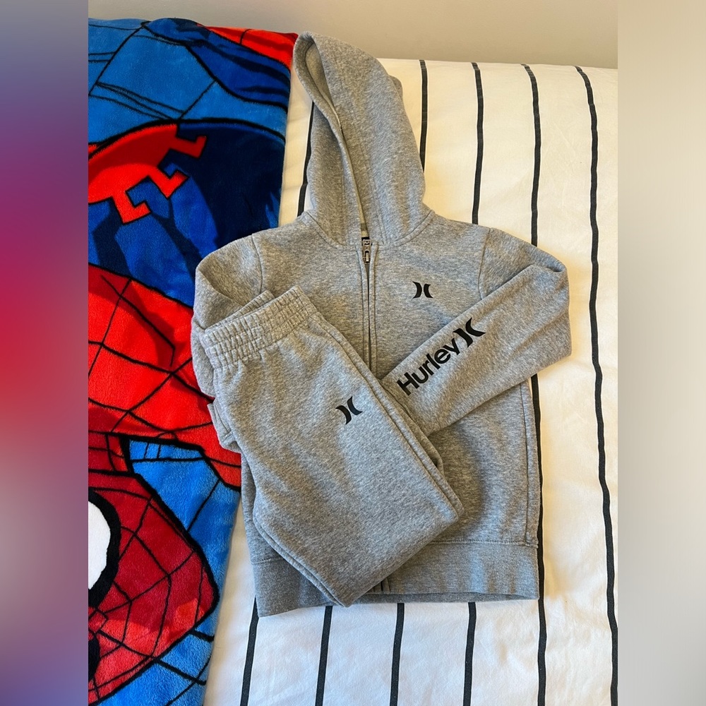 Kids UnderArmour Sweatsuit